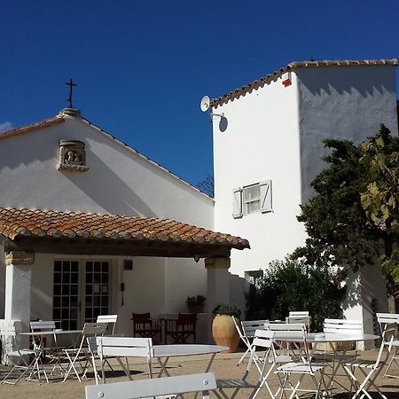 Hotel Cacharel Saintes-Maries-de-La-Mer Exterior foto